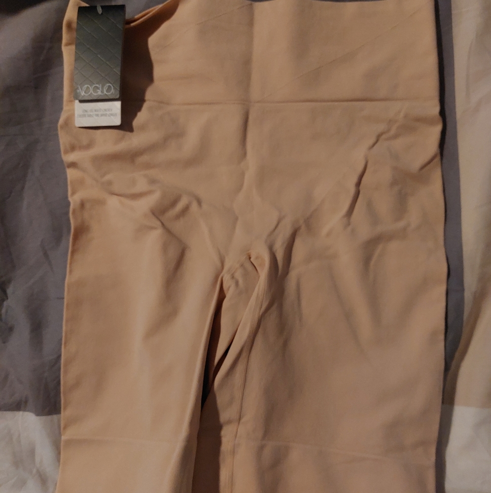 NWT Penningtons shapewear 1X beige long line waist cincher short